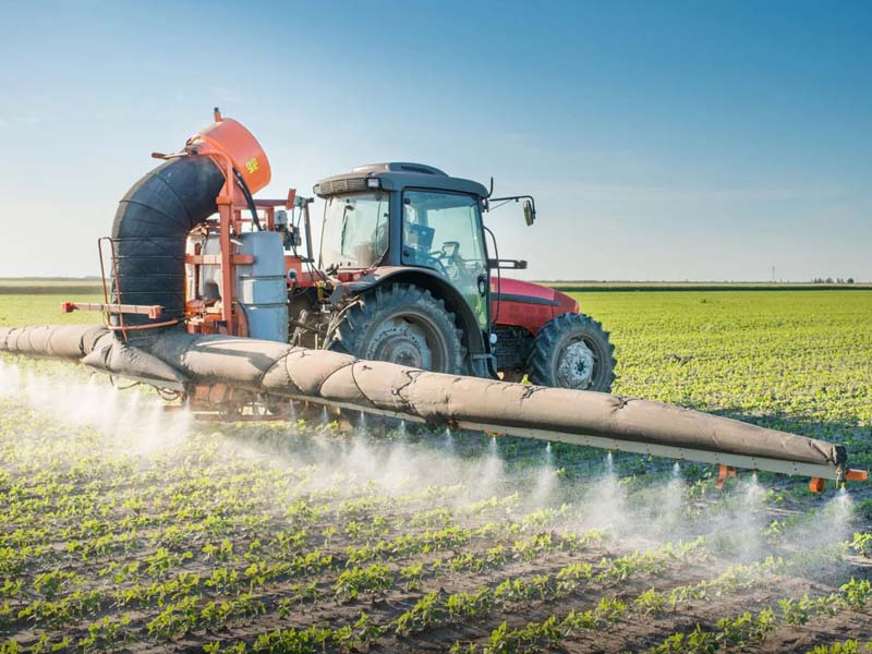В системе «Сатурн», отслеживающей пестициды и агрохимикаты, отметились более 550 брянских хозяйств