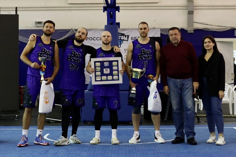 Брянские баскетболисты выиграли первый этап «Лиги дружбы»