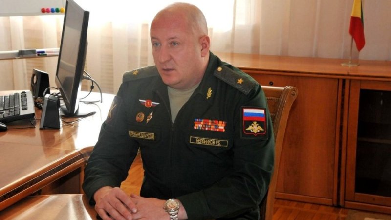 Командующим Западным военным округом назначен генерал-лейтенант Роман Бердников