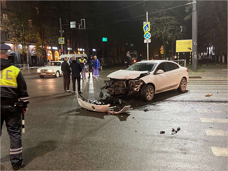 В вечерней аварии со «скорой помощью» в Брянске пострадавших нет — ГИБДД