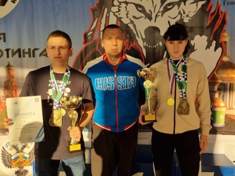 Спортсмен из Климово выиграл абсолютный зачёт первенства ЦФО по пауэрлифтингу
