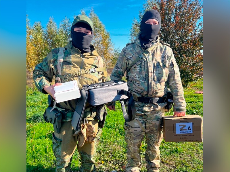 Новозыбковские волонтёры привезли военным беспилотники и другую необходимую технику