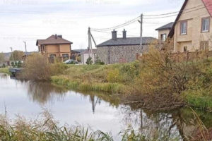 В озере у коттеджного поселка «Приозёрный» в Бежице утонул мужчина
