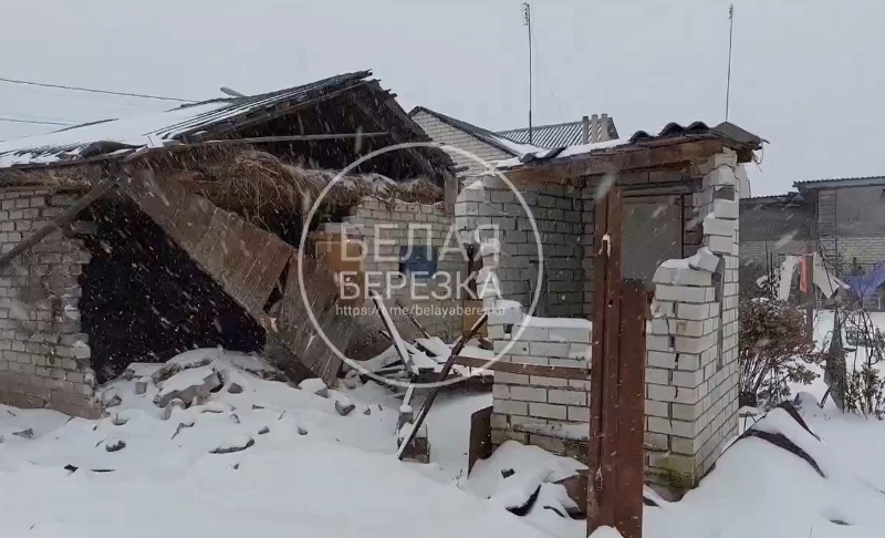 Жители приграничного брянского посёлка Белая Берёзка просят вывезти их из-под обстрелов со стороны Украины