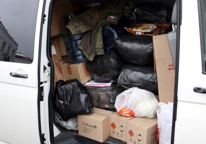 Брянские таможенники собрали помощь для военнослужащих 144-й мсд