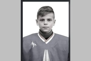 В Брянске скончался 15-летний хоккеист Никита Понасов