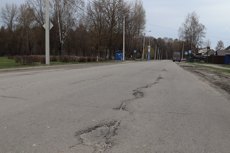Брянские власти до 15 ноября принимают заявки на двухлетний ремонт улицы Почтовой. За 360 млн. рублей