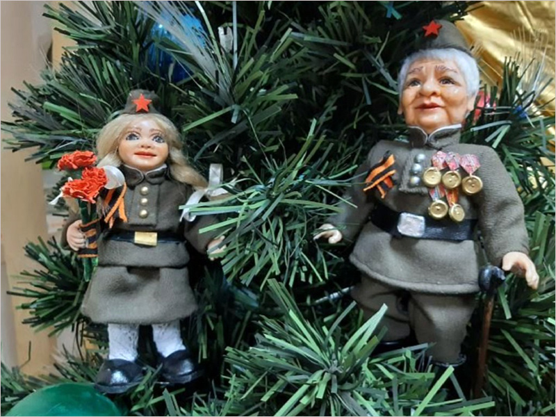 Музей Победы предложил брянским семьям сделать новогодние ретро-игрушки