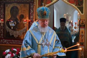 Митрополит Александр освятил после ремонта Тихвинскую церковь в Брянске