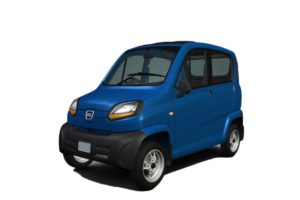 На брянских улицах замечен самый дешёвый автомобиль в мире Bajaj Qute