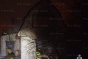 В сгоревшем частном доме в Клинцах погиб его хозяин-инвалид