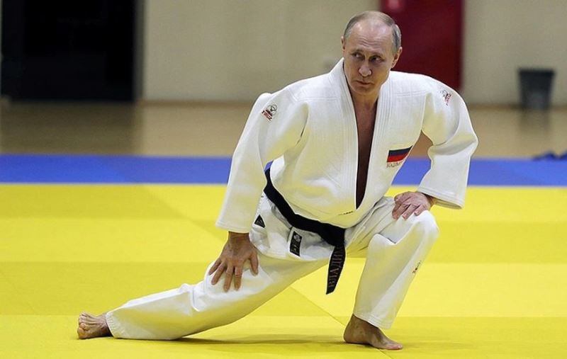 Владимир Путин подписал указ об установлении Дня самбо в России
