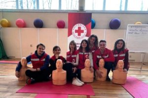 Студенты брянских вузов прошли обучение по оказанию первой медпомощи от Красного Креста