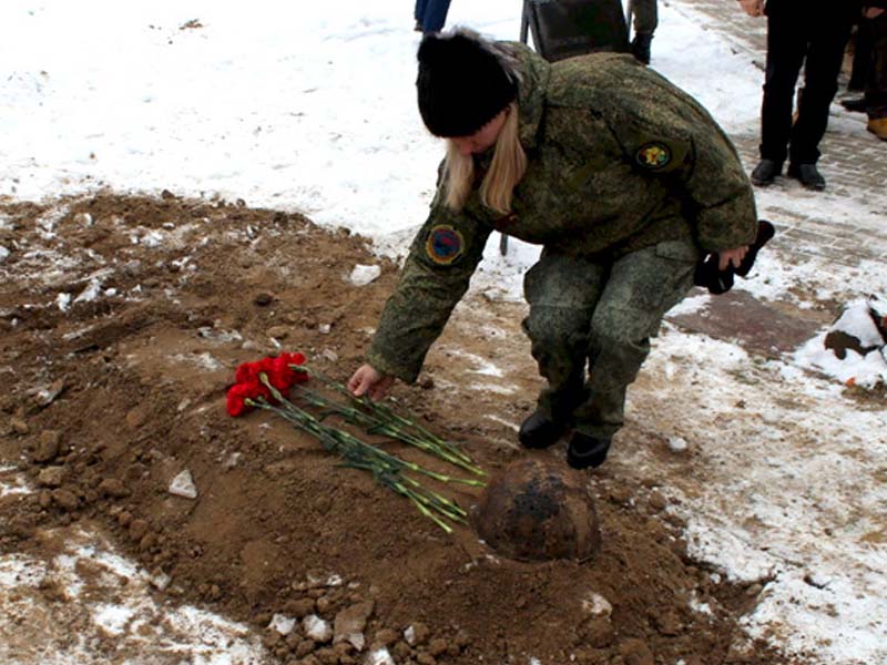 В Жуковке в канун Дня неизвестного солдата перезахоронили останки павших воинов времен Великой Отечественной