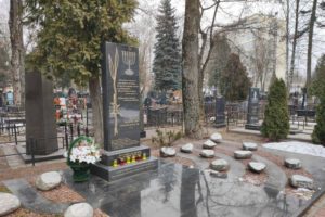 «И в память зажигая шесть свечей…»: еврейская община Брянска почтила память жертв Холокоста