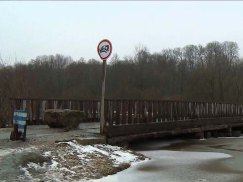 Администрация Сельцо открыла для движения мост через Десну