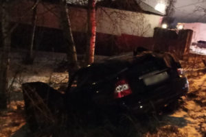 В Брянске 22-летний уголовник угнал машину, попал на ней в ДТП и… пошёл домой