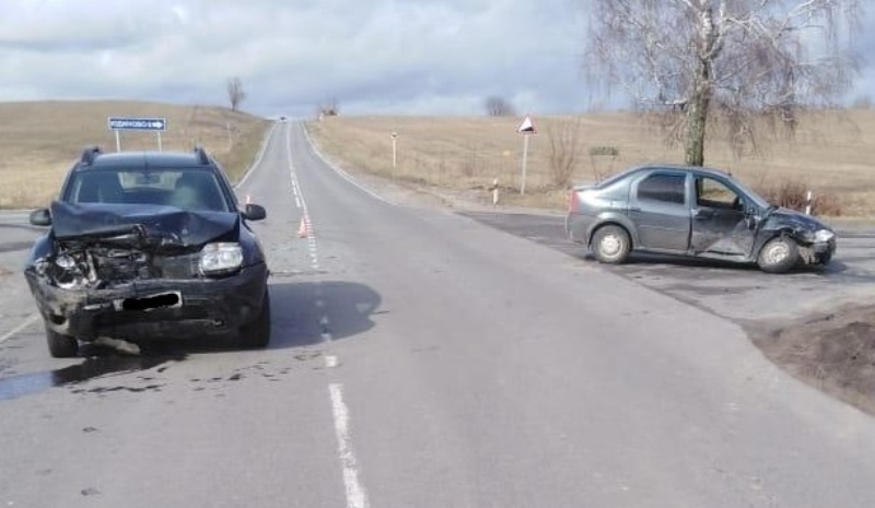 Авария на местной брянской дороге: травмированы две женщины