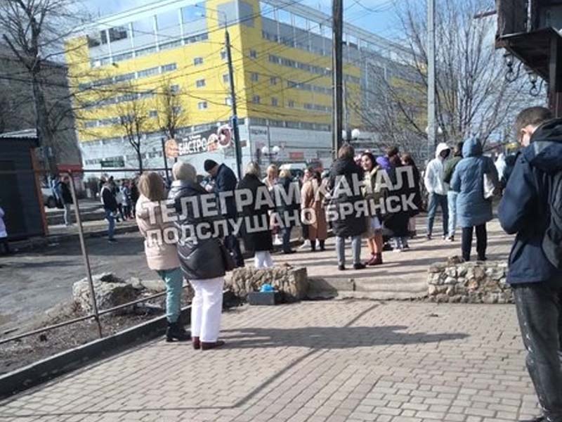 В Брянске эвакуировали ТЦ «Мельница»