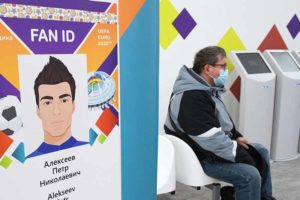 Путин поручил к 1 мая упростить использование Fan ID для болельщиков