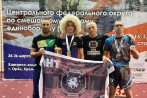 Брянские бойцы привезли полный комплект наград с чемпионата ЦФО по MMA