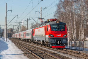 Изменение расписания поезда «Брянск-Москва» связано с возвращением к замене локомотива в Сухиничах