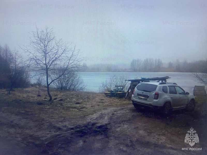 Из озера в Климовском районе подняли тело утонувшего мужчины
