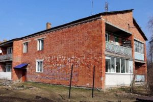 Брянские следователи и прокуратура заинтересовались аварийными двухэтажками в пригороде Клинцов