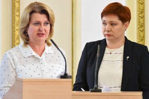 Женский день: две брянских «чиновницы класса А» обвиняются во взятках в 4,4 млн. рублей