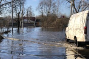 Уровень воды в Десне в черте Брянска упал уже на полтора метра