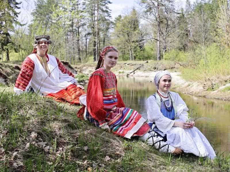 В Брянской области возобновили съёмки этнопроекта о традиционном народном костюме