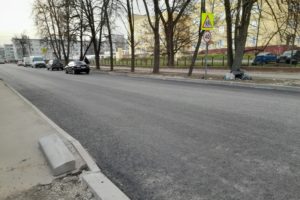 Третий год ремонта улицы Медведева в Брянске может стать финальным. Если вновь что-то не помешает