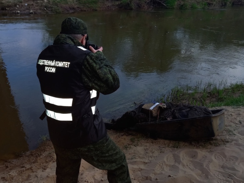 Следствие выясняет происхождение обезглавленного тела, найденного в брянской реке
