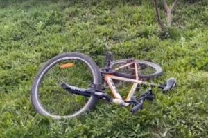 В Севске 15-летний велосипедист выскочил под колеса иномарки, подросток госпитализирован