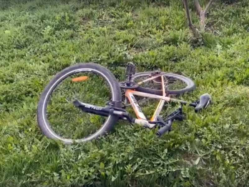 В Севске 15-летний велосипедист выскочил под колеса иномарки, подросток госпитализирован