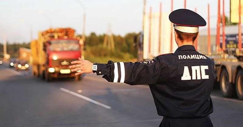 Скрытые патрули ГИБДД будут следить на брянских дорогах за грузовиками. Три дня