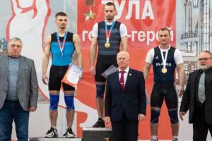 Брянские тяжелоатлеты завоевали 16 медалей на чемпионате и первенстве ЦФО