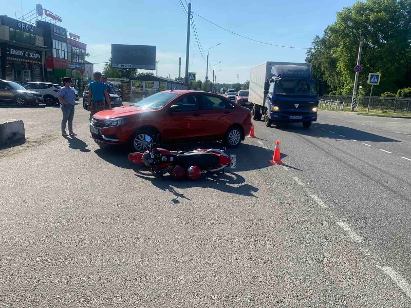 ДТП в Глинищево: легковушка снесла мотоцикл с пенсионерами