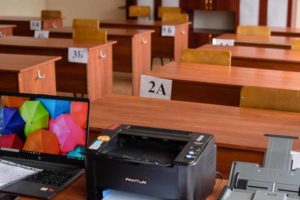 ЕГЭ по математике в резервный день в Брянской области написали около 200 человек