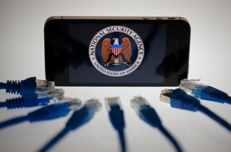 iPhone: мина-ловушка для российского чиновника