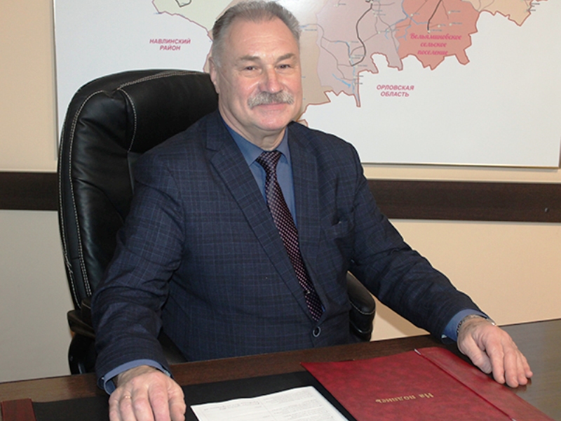 Брянская прокуратура требует через суд уволить главу администрации Карачевского района