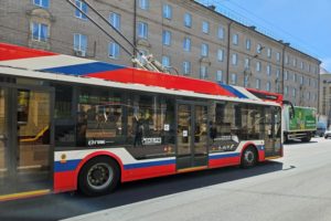 Новости брянской соцрекламы: в троллейбусах 14-го маршрута пропагандируют финансовую грамотность