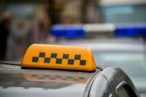Дорожная полиция в Брянске два дня будет «охотиться» на таксистов