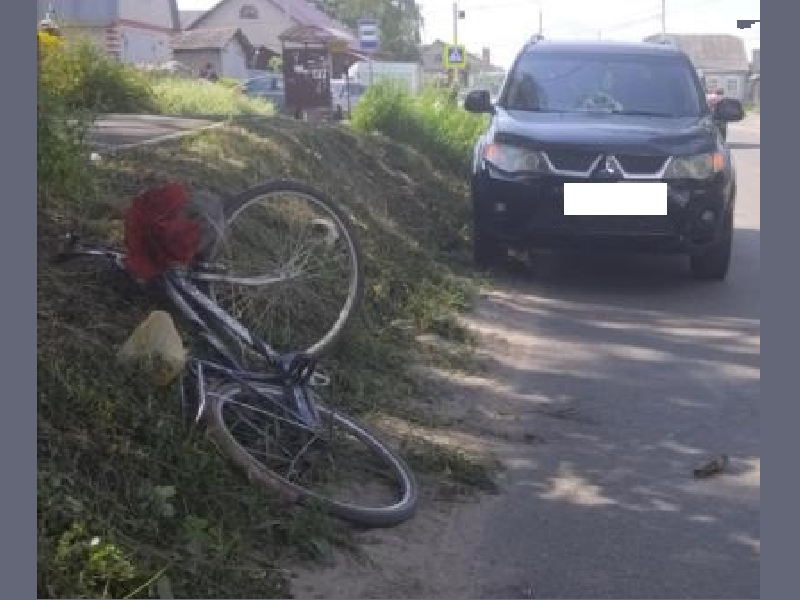 Велосипедист попал под внедорожник на окраине Брянска