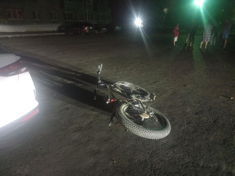 ДТП в Брянске: подросток на велосипеде оказался под колёсами автомобиля