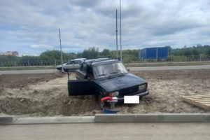 ДТП в Брянске: престарелый водитель «семёрки» умер за рулём