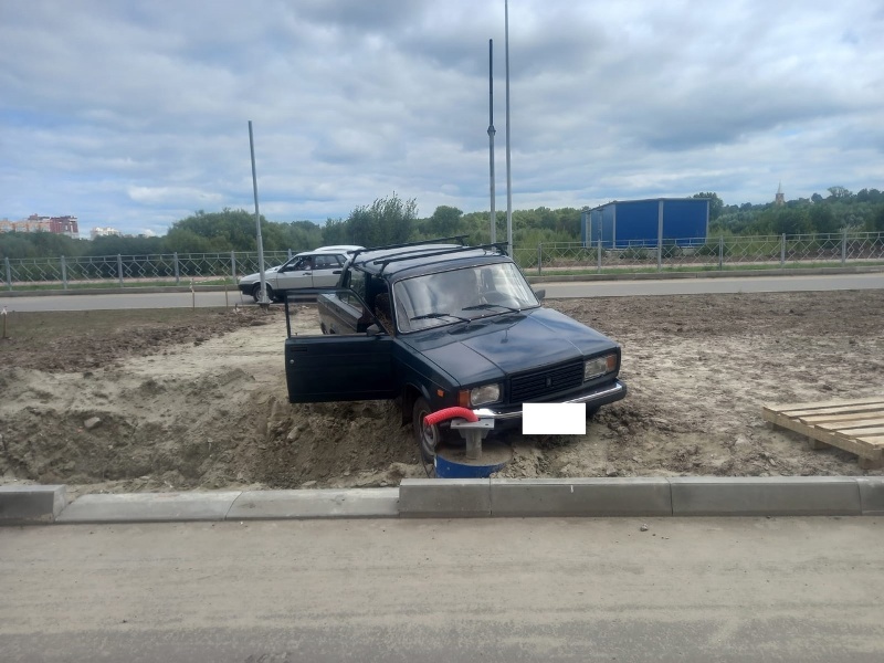 ДТП в Брянске: престарелый водитель «семёрки» умер за рулём