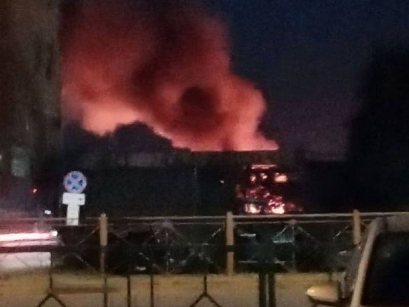 Пилорама сгорела в Брянске вечером во вторник. Пострадавших нет