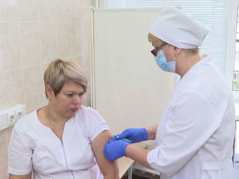 В Брянск поступила первая партия вакцины от гриппа