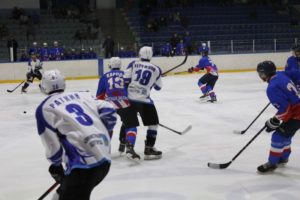 Хоккейный «Брянск» победил в первом предсезонном контрольном матче